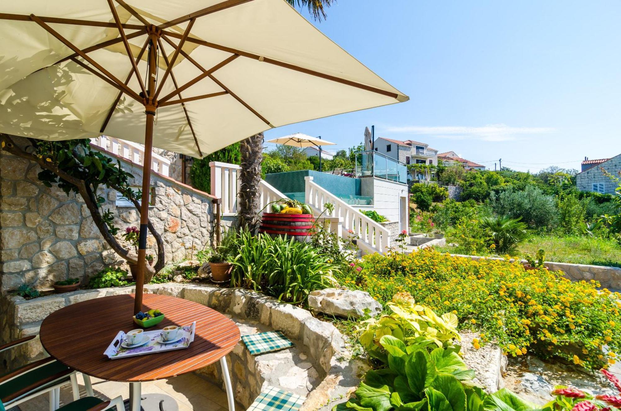 Villa La Vagabonda โอราซัซ ภายนอก รูปภาพ