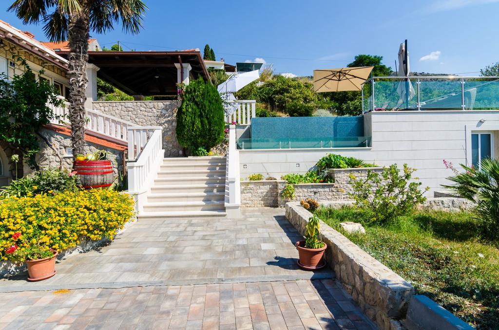 Villa La Vagabonda โอราซัซ ภายนอก รูปภาพ