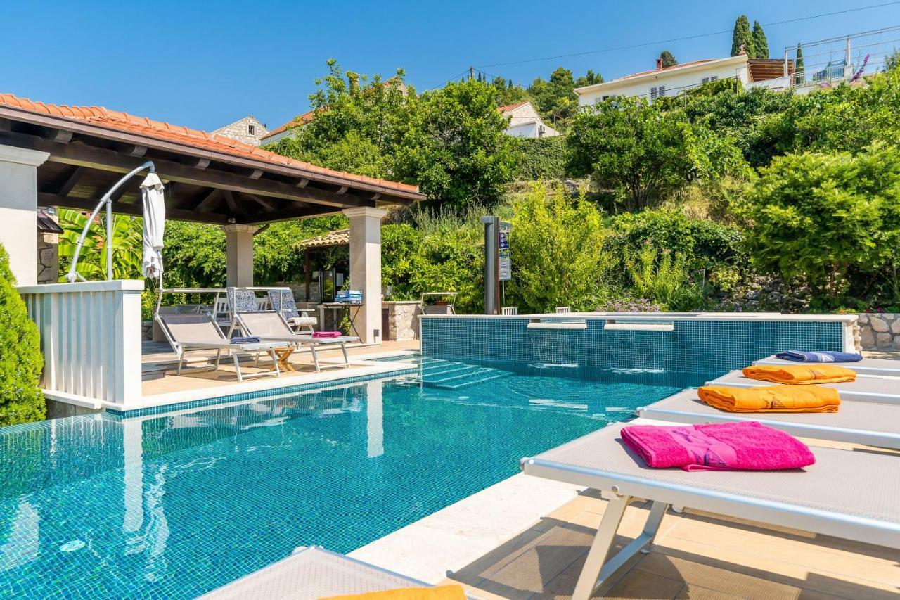 Villa La Vagabonda โอราซัซ ภายนอก รูปภาพ